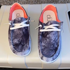 Wendy Hey dudes Tie Dye Navy size 6W